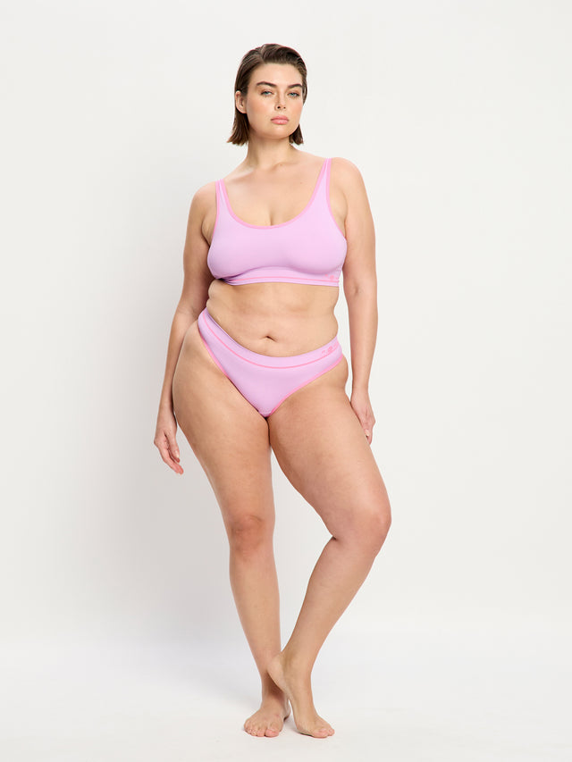 CZBABENAVIOW_MB_Smileyworld_Modibodi_Seamless_Bralette_Violet_Updated_3-8_Kaitlyn_16-XL.jpg