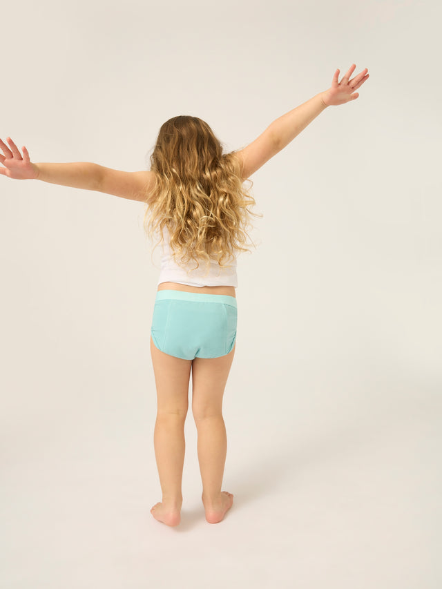 OTTPSCMATBLB-Toddler_Reusable_Daytime_Maxi_Training_Pant_2_Pack_Topaz_Blue_Light-7_model_Leona_3-4.jpg