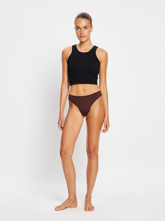 Seamfree Thong Light Cocoa Brown